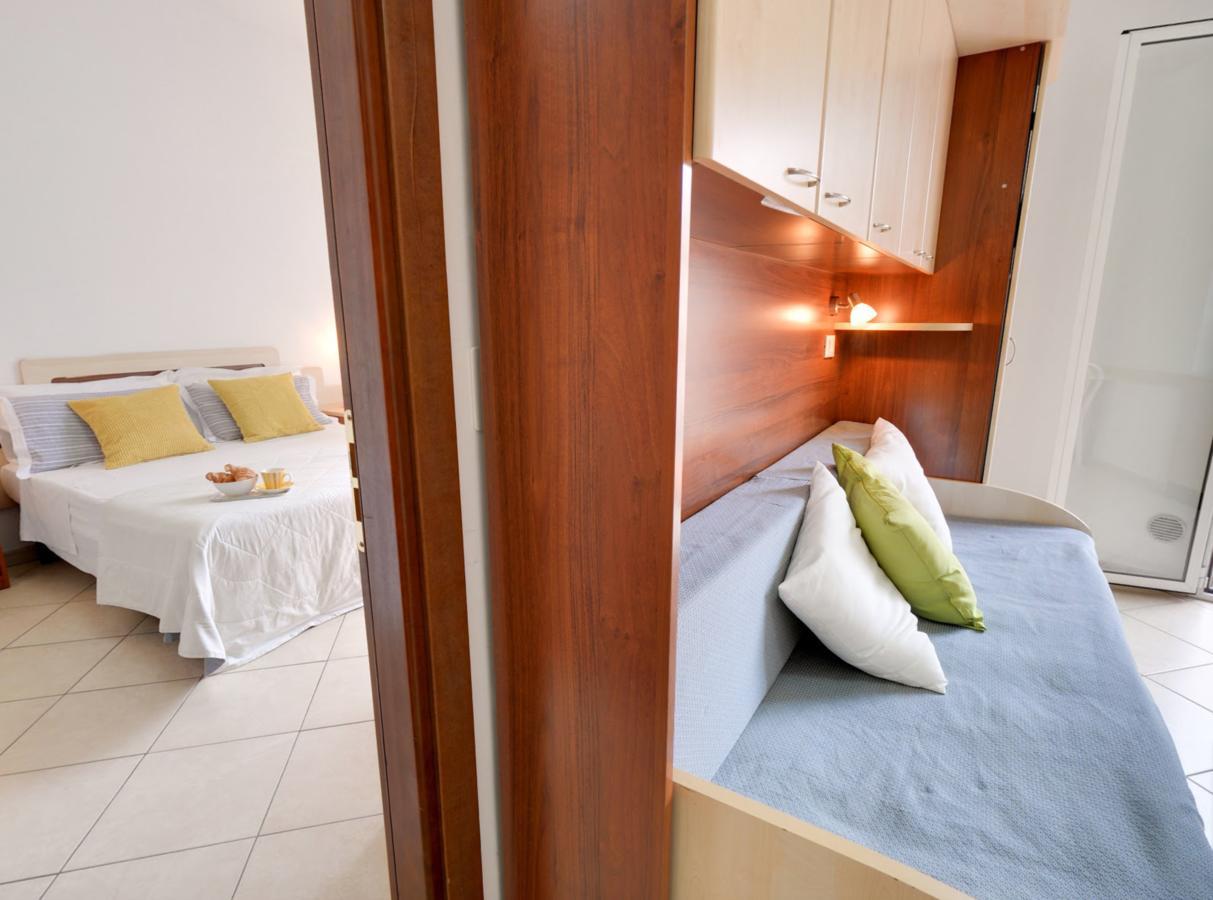 Residence Mediterraneo Rimini Ngoại thất bức ảnh
